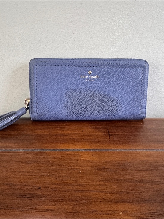 kate spade Handbags - Kate Spade Vintage pebbled leather zip around wallet